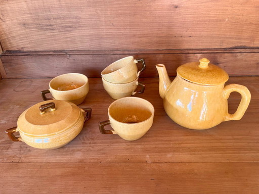 Service à café ocre signé G. Platon Vallauris