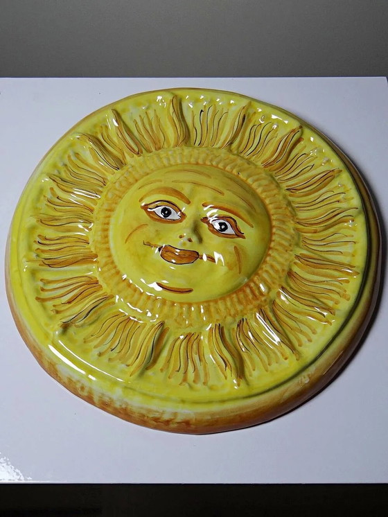Vintage handcrafted anthropomorphic sun wall plaque in Vietri majolica. – Sculpture, Porcelain (photo 16 of 16)