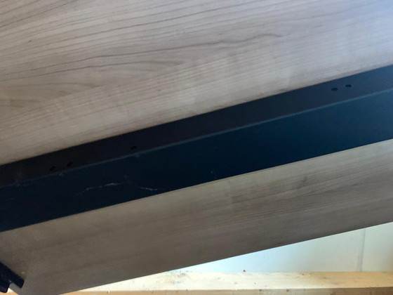 Image 1 of Schreibtisch
