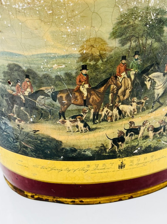 Cestino per la carta straccia vintage in latta con una scena di caccia di Bury Hunt. – Oggetti decorativi (photo 5 of 14)