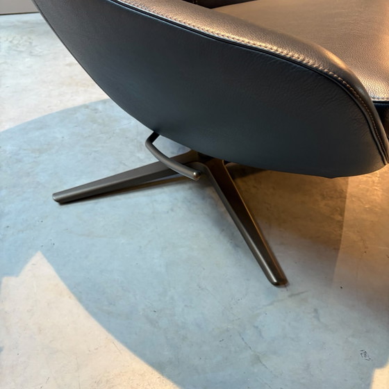 Fauteuil Leolux Caruzzo avec repose-pieds bleu – Leather (photo 3 of 3)