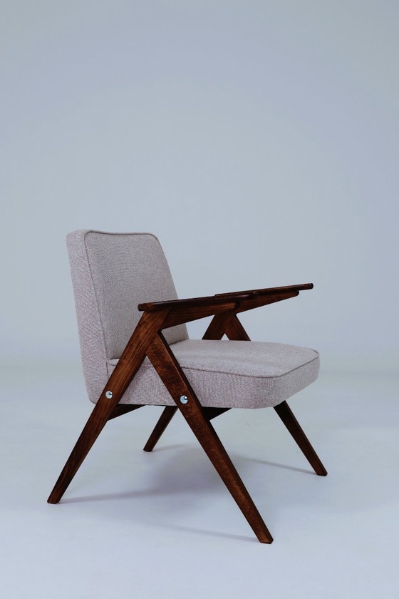 Image 1 of Vintage fauteuil, na renovatie, beige bekleding, donker notenhout, Scandinavisch design