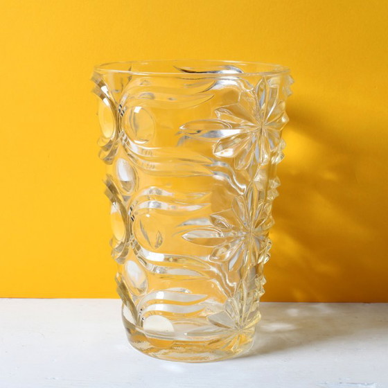 Large Stylish Mid-century Solid Heavy Clear Patterned Glass Flower Vase / Fidenza / Italy / 1960s (photo 3 of 14)