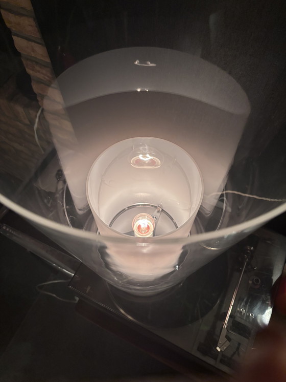 Image 1 of Bellissima ed elegante lampada Rossetti.