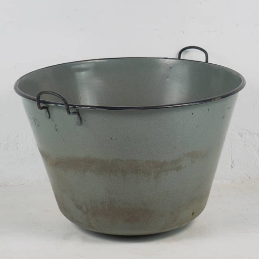 Gran caldero de metal antiguo (c.1920)