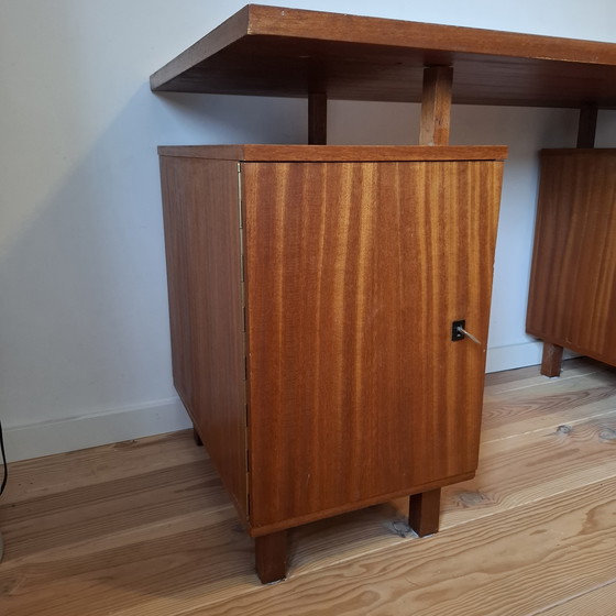 Image 1 of Scrivania in teak degli anni '60