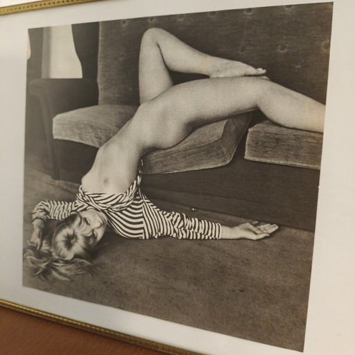 Fotografia erotica vintage in cornice dorata, anni '60 – decoratieve objecten, Paper, Glass (photo 2 of 6)