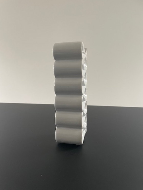 Image 1 of Design vase “Wave” in white ceramic