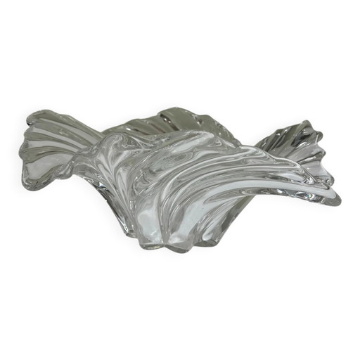 Sculptural coupe organic design