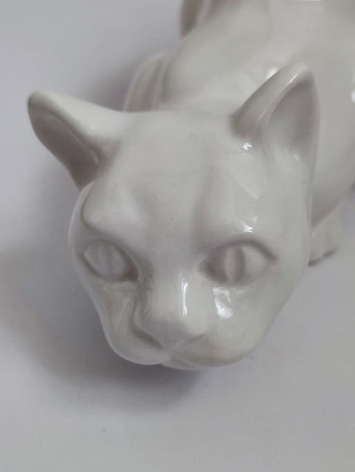 Vintage ceramic cat cat white
