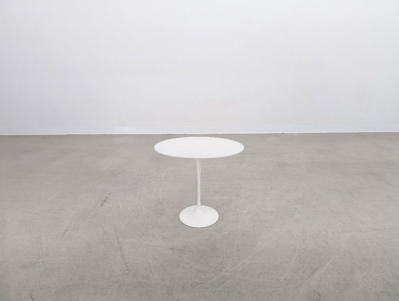 Image 1 of Knoll International coffee table Eero Saarinen coffee table tulip