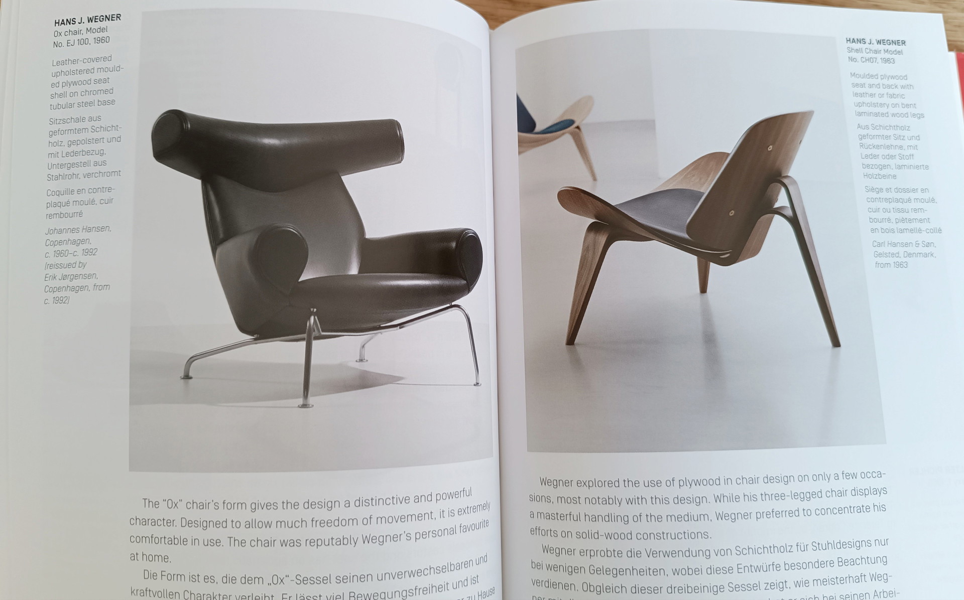 1000 chairs book, Charlotte & Peter Fiell, Taschen | €40 | Whoppah