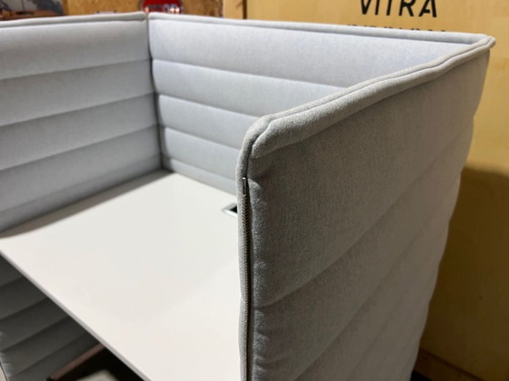 Image 1 of Bureau acoustique d'alcôve Vitra