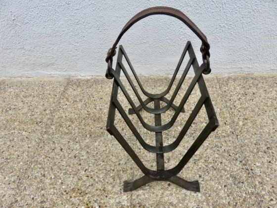 Image 1 of Porte revue en acier brut et cuir dans le style de Jacques Adnet, France, années 30 40