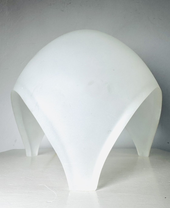 Image 1 of LÁMPARA DE MESA EN VIDRIO ESMALTADO 'COQUE' DE ELIO MARTINELLI PARA MARTINELLI LUCE, ITALIA, años 70