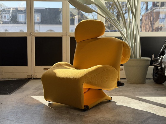 Image 1 of Cassina 111 Wink