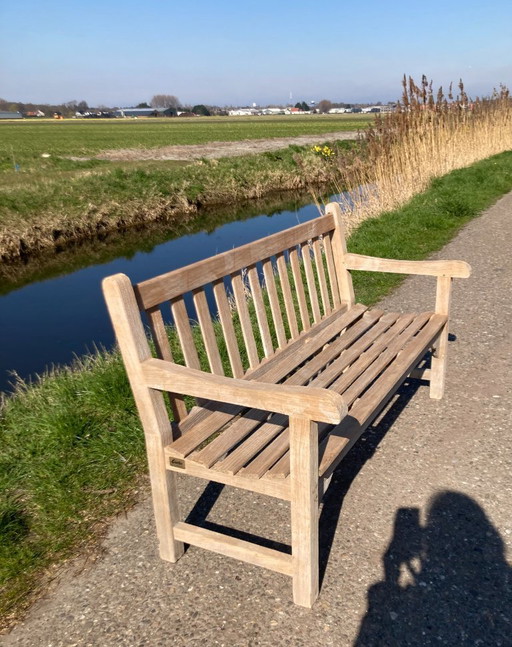 Teak-Gartenbank Van Gloster, 150 cm