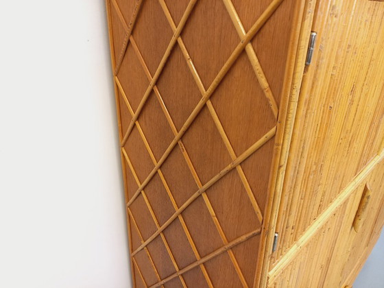 Image 1 of Mobile contenitore vintage in rattan e legno chiaro degli anni '60