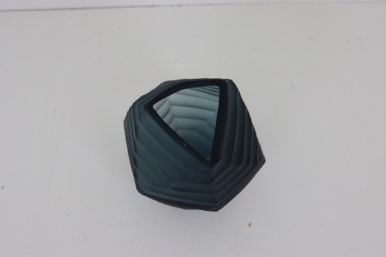 Image 1 of Modern design vase of matte blue glass – Geometric – 12 cm high