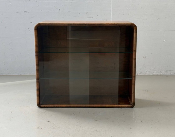 Art Deco Display Cabinet – Walnut, Glass Sliding Doors, 1940s – Storage cabinet, Wood (photo 4 of 17)