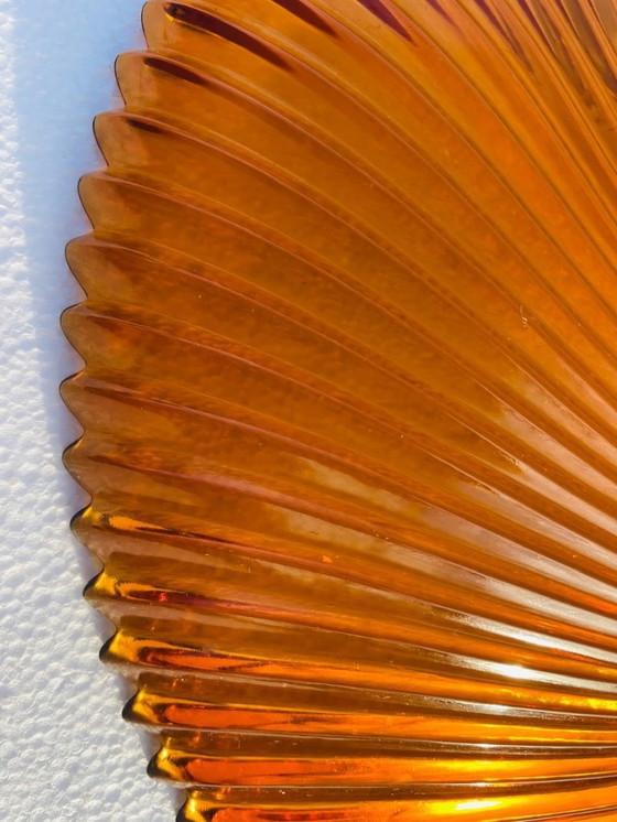 Image 1 of Coupe à fruits vintage en verre ambré à motifs tourbillonnants, style milieu du siècle, années 1970