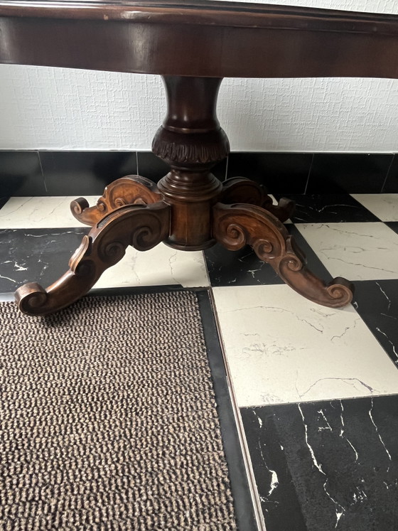 Exclusieve vintage wortelnoten salontafel (Burl Walnut) – Gestoken poot | 116 × 68 cm – Wood (photo 6 of 12)