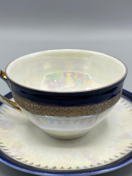 Tasse et soucoupe en porcelaine irisée, Saxe, Allemagne – decoratieve objecten, Gold (photo 2 of 6)