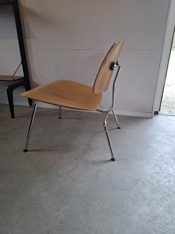 Image 1 of Sillón Vitra Eames LCM