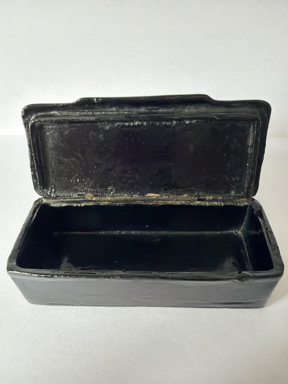 Antike Schnupftabakdose aus Pappmaché mit Zinneinlage aus dem 19. Jahrhundert – Dekorative Objekte, Paper (photo 5 of 5)