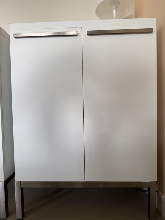 Image 1 of 2 mobili bianchi di Cappellini