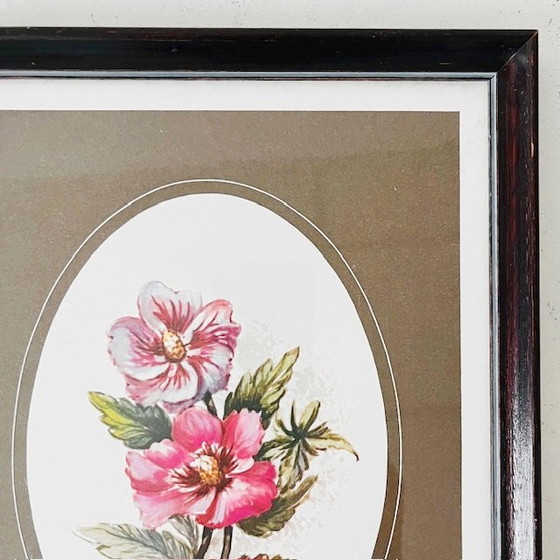 Image 1 of Impression de fleurs sur peinture vintage des années 1960