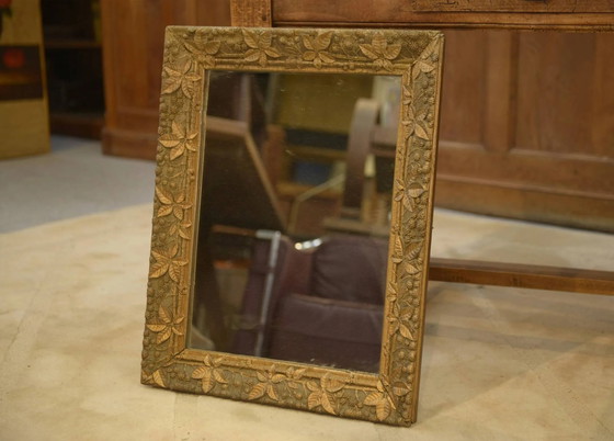 19th-century mirror in wood and stucco with floral decoration. (photo 5 of 7)