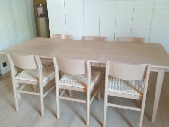 Image 1 of Set of table with 6 chairs in beech