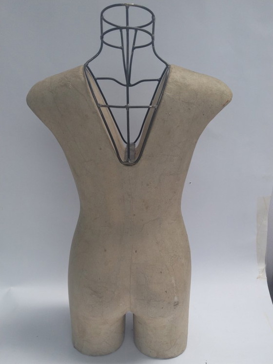 Image 1 of Torsos de maniquí con abertura en V - juego de 3