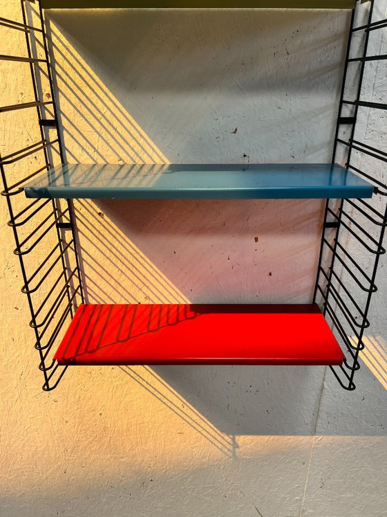 Mobiletto da parete vintage Tomado, 1960, Paesi Bassi – Scaffali a muro, Metal (photo 9 of 10)