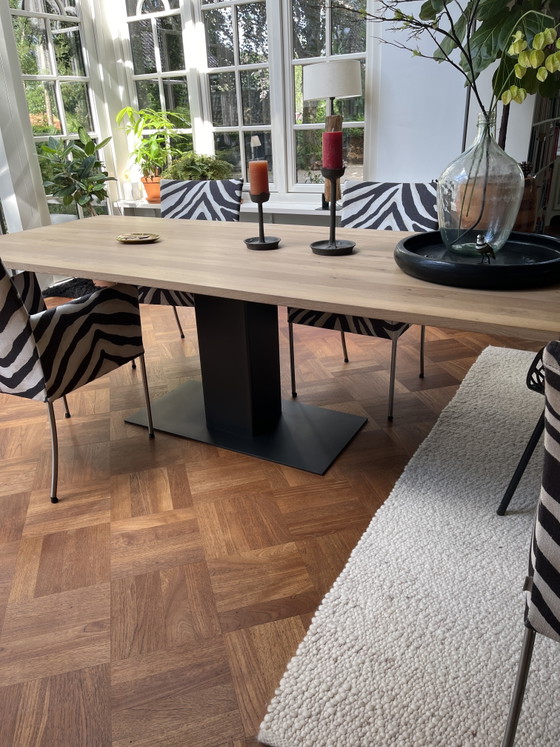 Image 1 of Bert Plantagie dining table