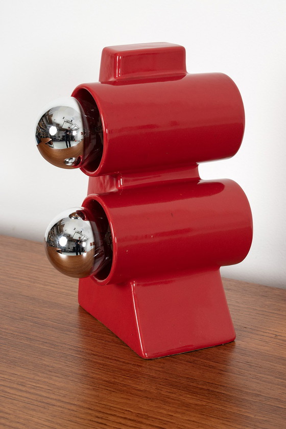 Image 1 of Lampe de table en céramique rouge