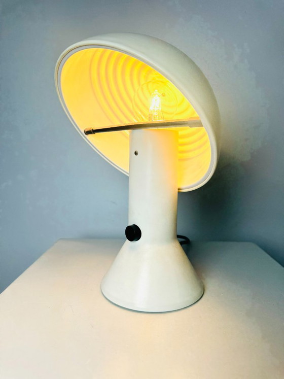 Model 685 ‘Elmetto’ table lamp by Elio Martinelli for Martinelli Luce, Italy, 1976 – Metal (photo 3 of 9)