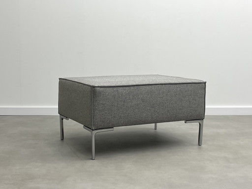 Pouf/ottoman design en stock