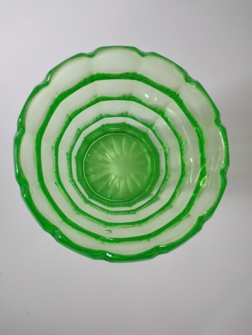 Uranium glass vase Leerdam
