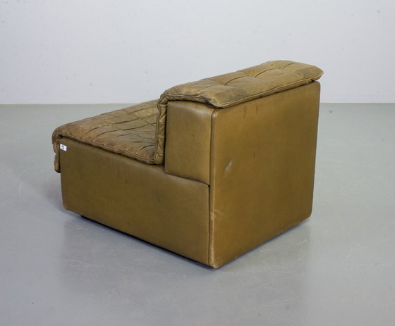 Image 1 of Sofá modular De Sede DS11 de cuero con parches verde oliva, diseño de mediados de siglo, 6 elementos. Suiza, años 70.