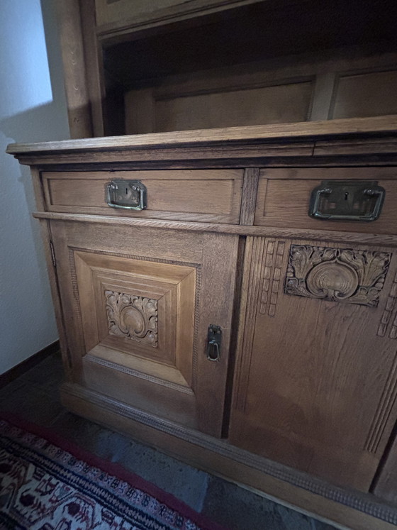 Image 1 of Oude dressoirkast voor de woonkamer