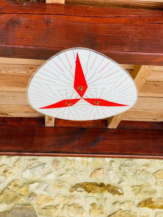 Image 1 of Plafonnier triangulaire en verre et laiton de style Mid-Century