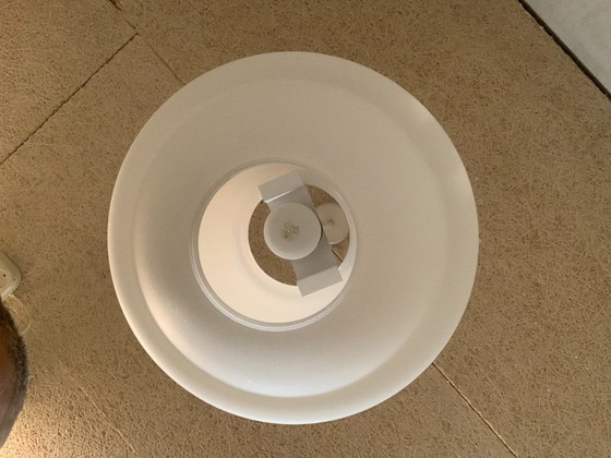 Image 1 of Lámpara colgante RZB Leuchten, Alemania de cristal opalino blanco.