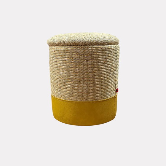 Pouf unico con vassoio e cuscino decorativo abbinato – Momentinja, Poggiapiedi e pouf, Textile (photo 3 of 6)