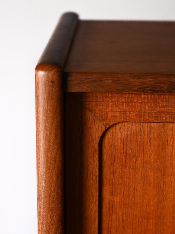 Image 1 of Meuble d'appoint scandinave en teck des années 1960