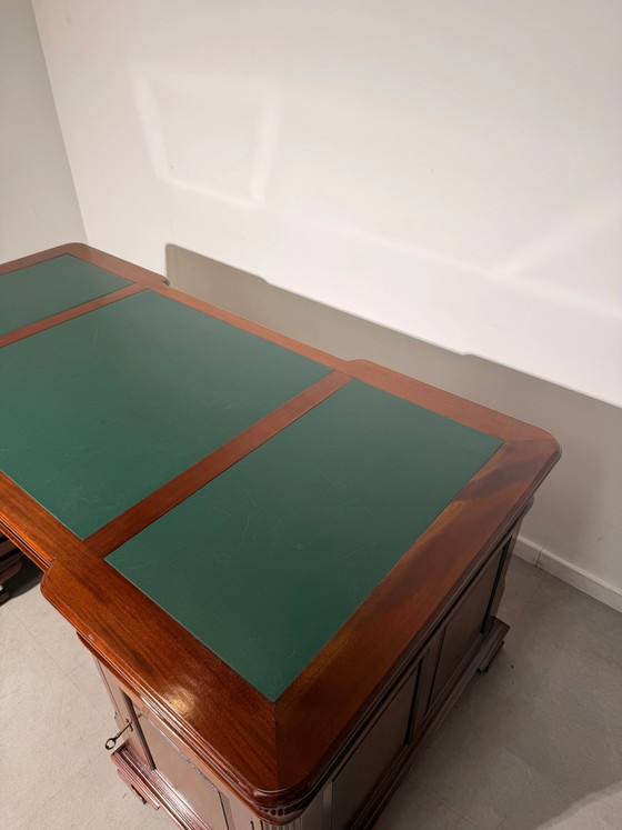Large Executive Partner Desk in Mahogany with Green Leather Inlay (photo 7 of 7)