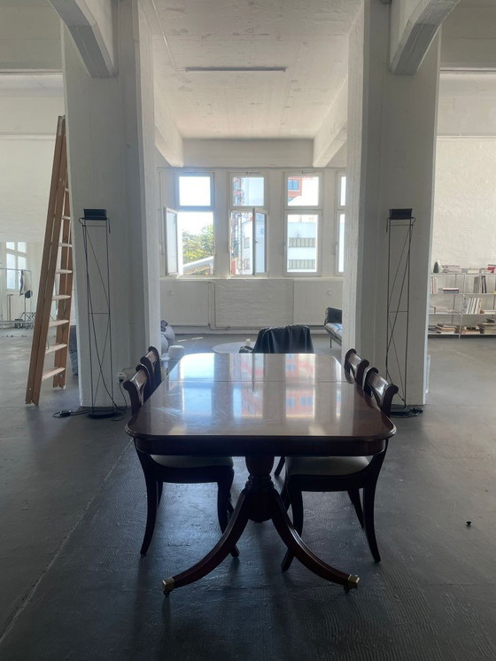 Image 1 of Table de salle à manger Mid Century avec quatre chaises