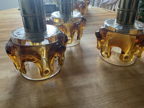 Image 1 of Lampada a sospensione di metà secolo – Oberglas Austria – vetro ambrato e ottone