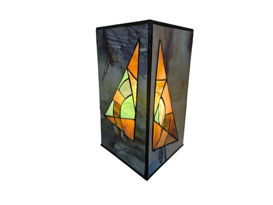 Image 1 of Tiffany table lamp - Sailboat - stained glass - 3rd quarter 20th century